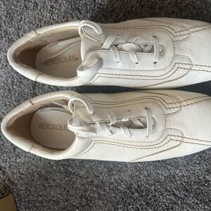 Women’s White Leather Aerosols Size 8.5